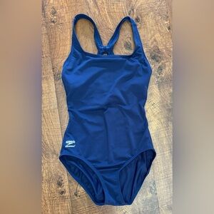 Speedo endurance women’s one 1 piece bathing swim suit Sz 8